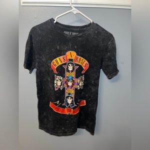 Guns And Roses Graphic T-Shirt